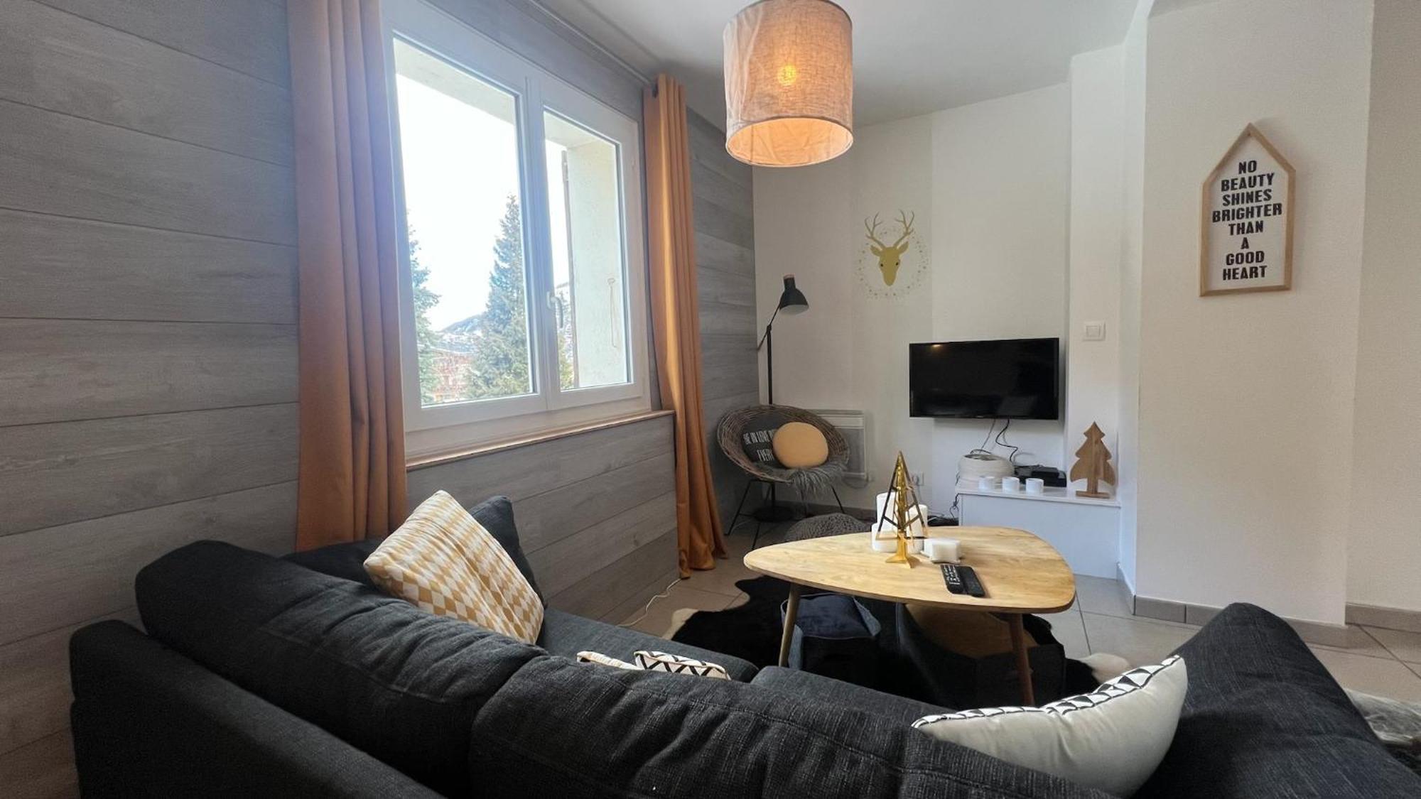 Jaune Genepi - 4 Personnes - 49M2 Et 17M2 Terrasse Valloire Buitenkant foto